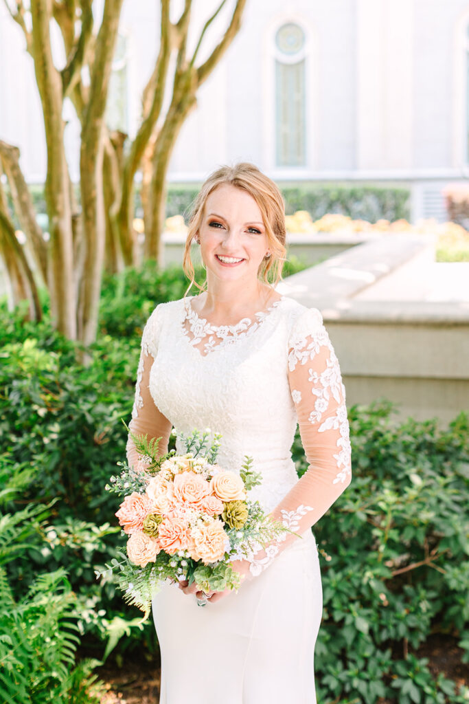 Bridal portraits from LDS Wedding at Houston Texas Temple