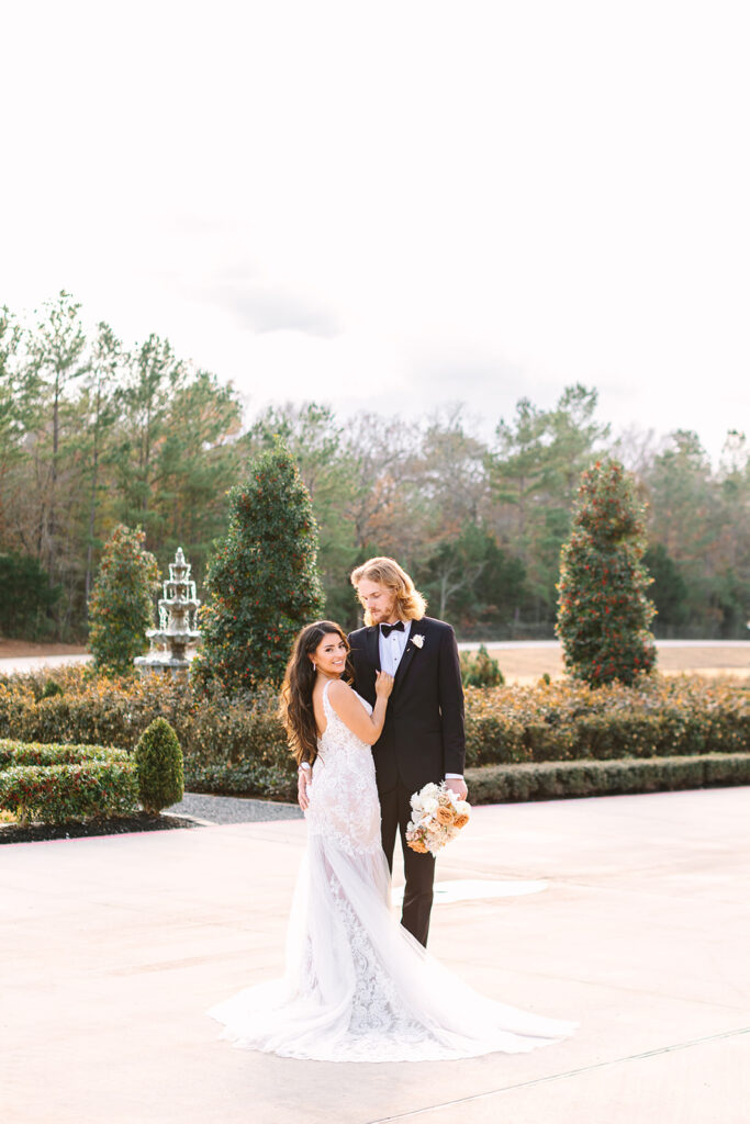Bride and groom portraits from a classic wedding in Houston Texas