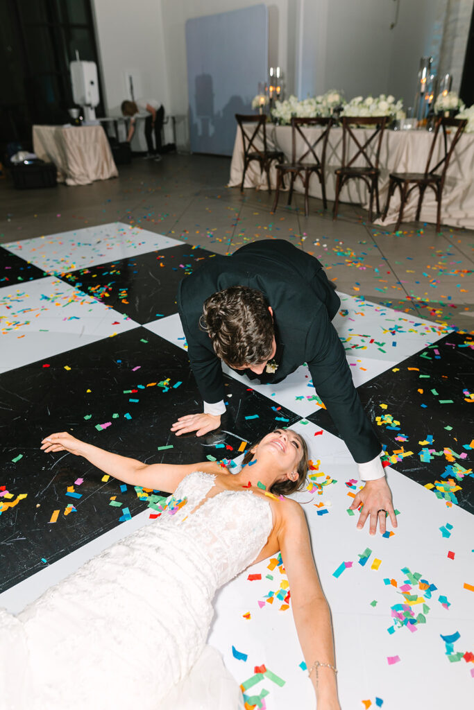 Bride and groom confetti pictures