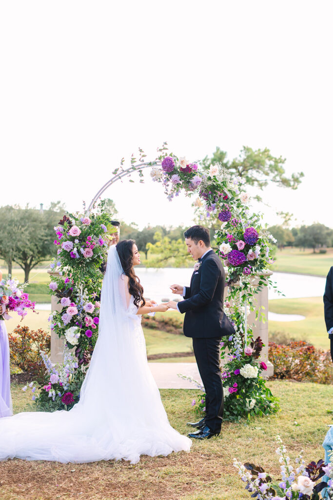 A Beautiful outdoor Royal Oaks Country Club wedding ceremony in Houston