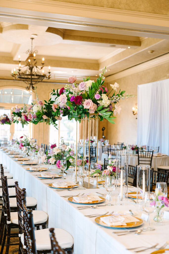 Indoor wedding reception at Royal Oaks Country Club in Houston