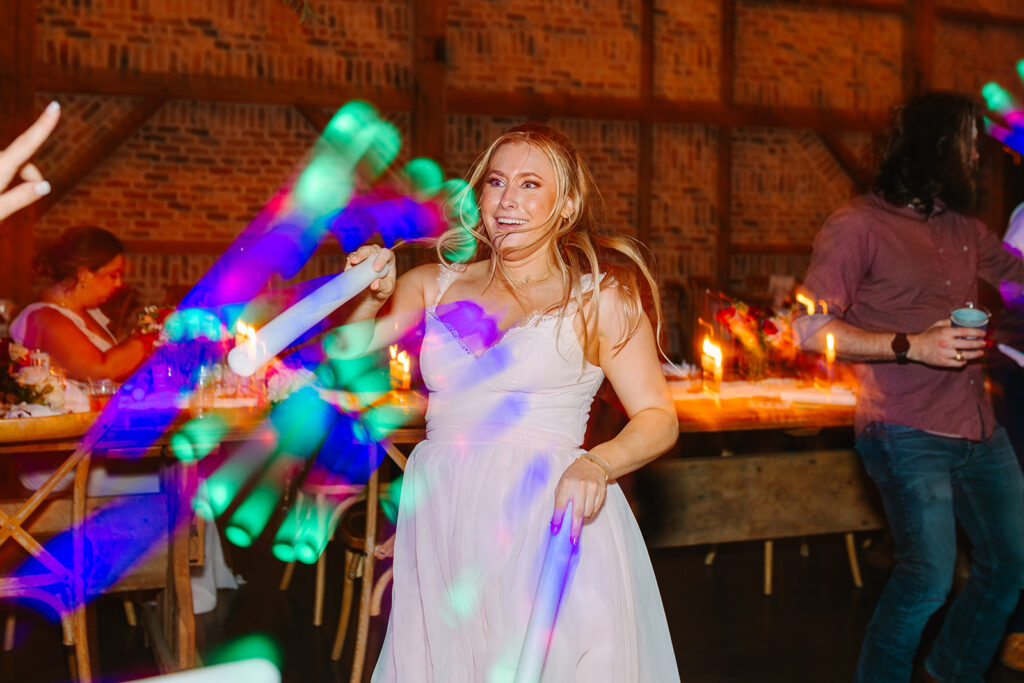 Open dancing at Texas wedding reception