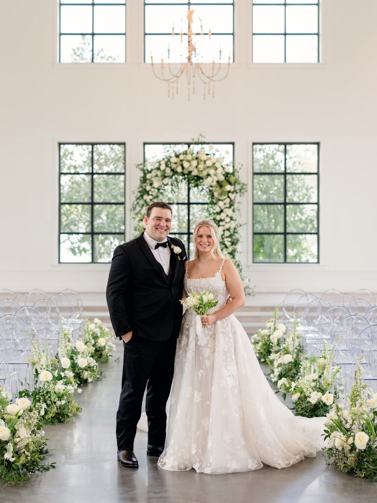 beautiful picture of the newlyweds 