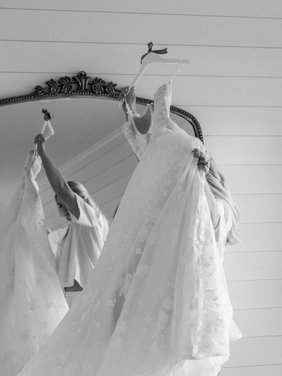 Classic Southern garden wedding prep at Boxwood Manor near Houston