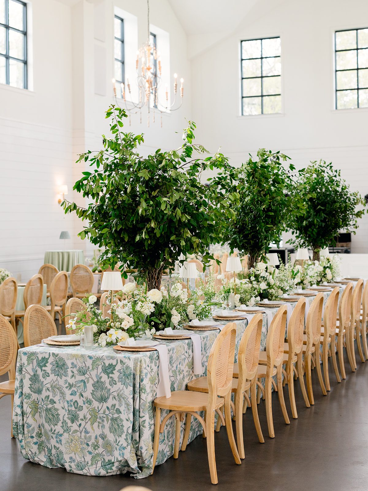Southern garden reception at Boxwood Manor by Aly Matei Photography