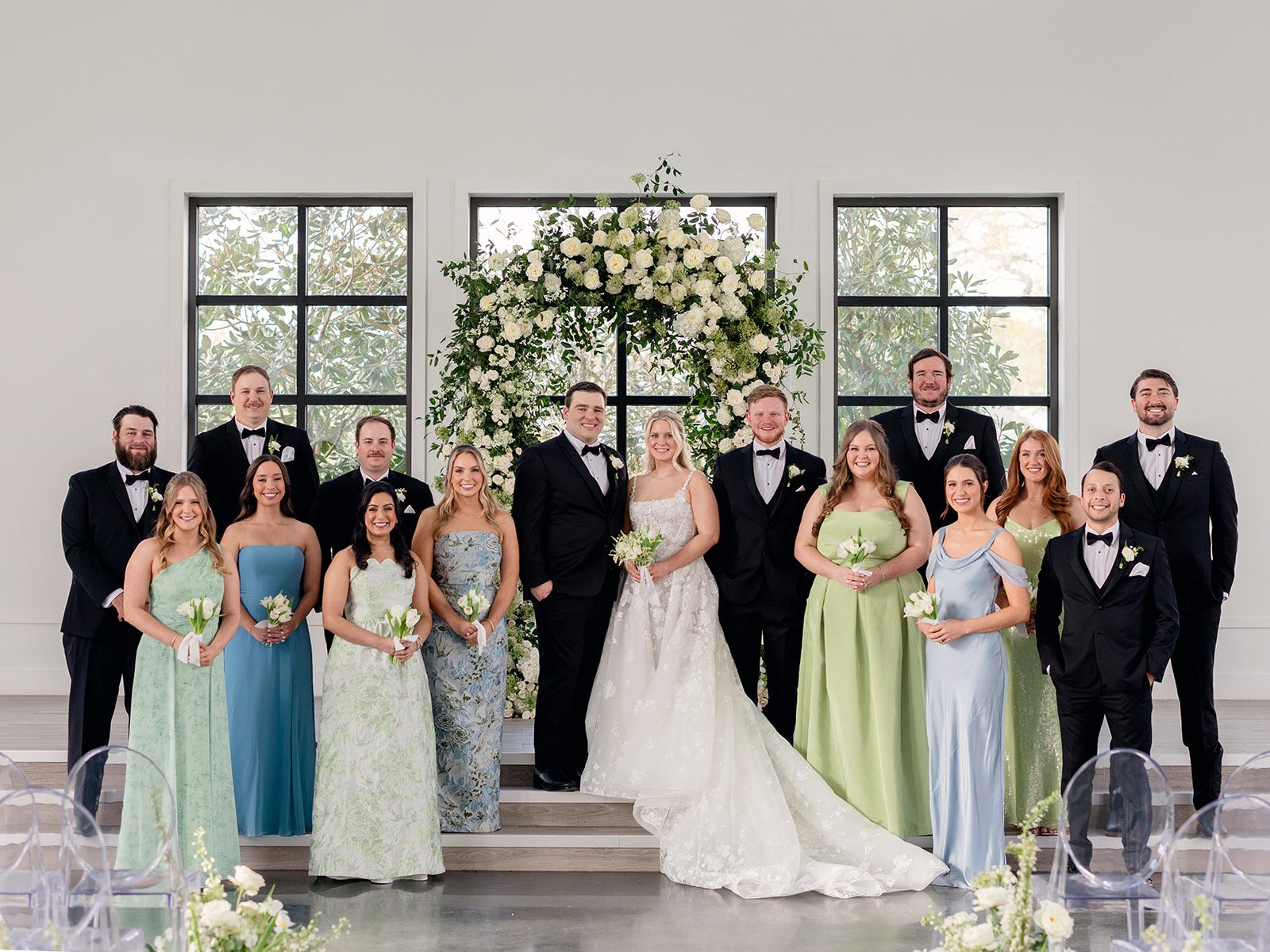 Bride's first look with her dad at a Boxwood Manor wedding in Tomball, Texas