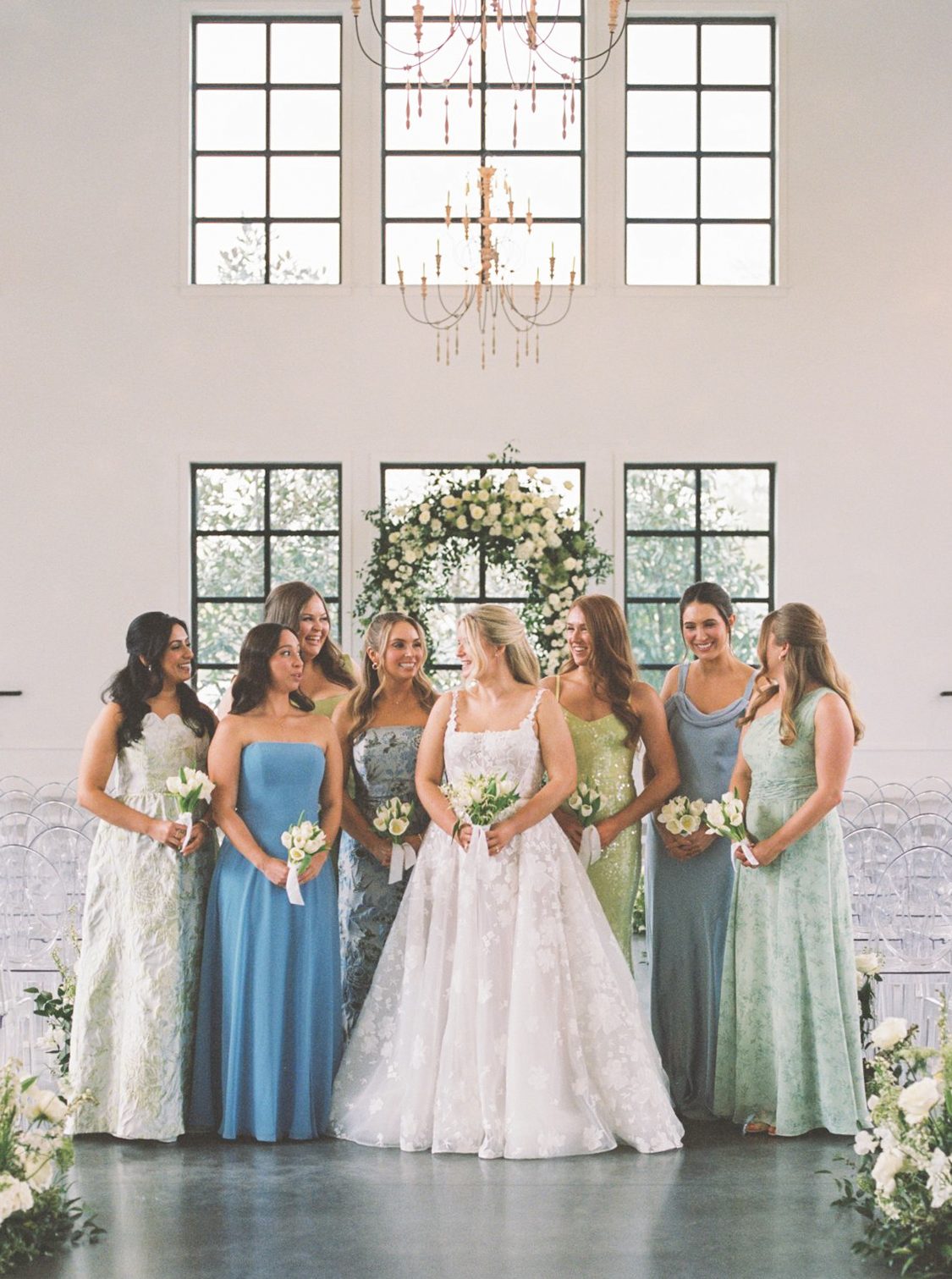 Wedding party portraits at Boxwood Manor by Aly Matei Photography